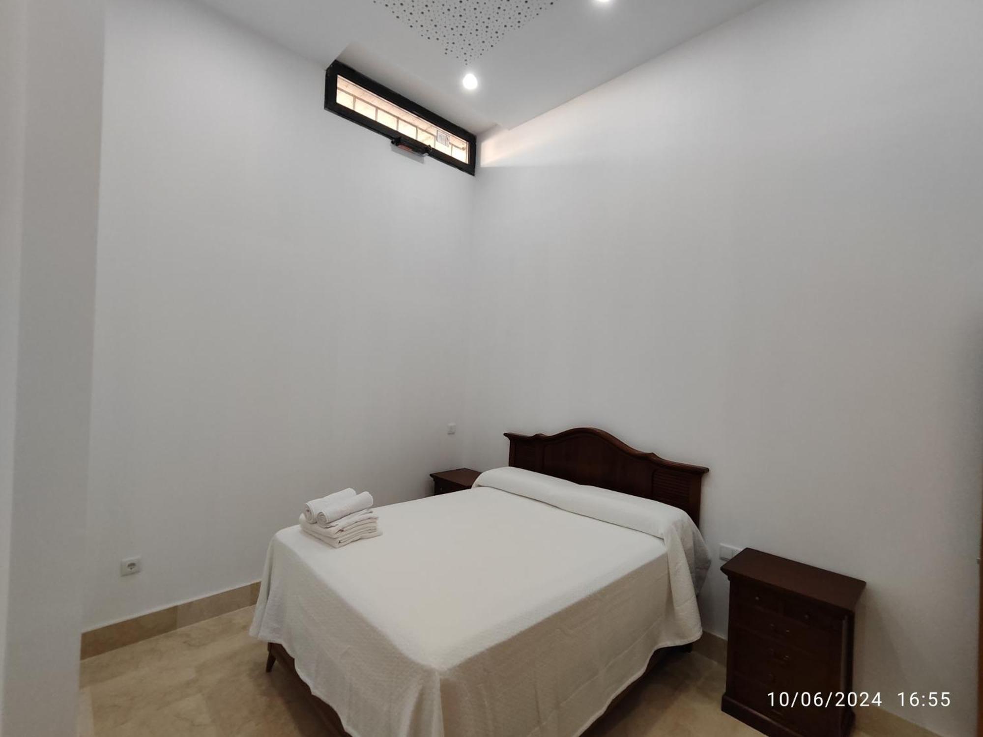 Apartamentos Luxury Playa Victoria カディス エクステリア 写真